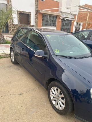 Volkswagen Golf 2004