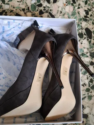 Scarpe GUESS nere tacco alto eleganti