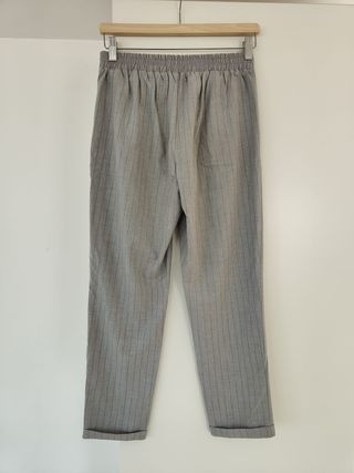 Pantalón Stradivarius Gris Talla M