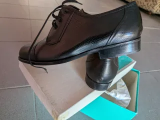Vendo scarpe eleganti da uomo