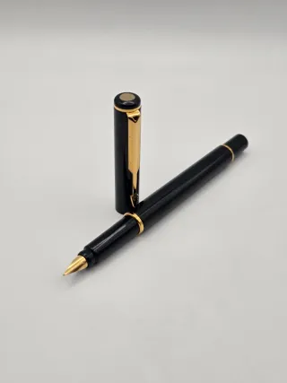 Caneta Parker Rialto (F) Black