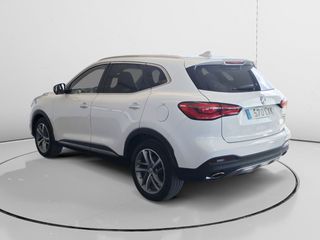 MG eHS Luxury