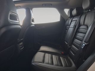 MG eHS Luxury