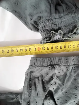 Conjunto Shein verde kaki Talla L