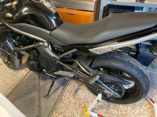 Kawasaki ER6N Negra