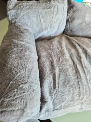 Cama/Sofá para Perros o Gatos Hollypet talla Small