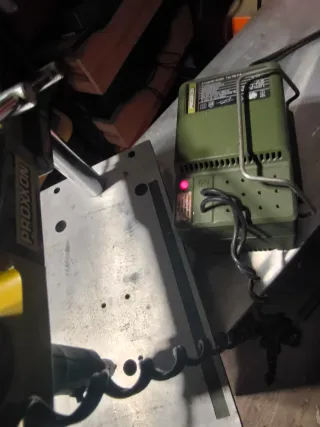 Mini taladro de columna Proxxon