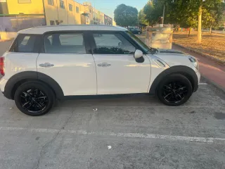 MINI Countryman 2015