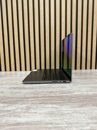 MacBook Pro 14" 2021 M1 PRO 32gb 1tb SSD