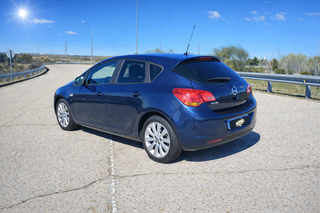 Opel Astra 2010 PEGATINA ECO CON GLP