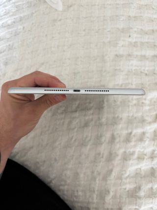 iPad 5ta Generación  + teclado inalámbrico Brydge