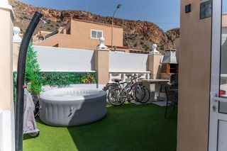 Chalet en venta en Bernabéu - Santa Pola Este en Santa Pola