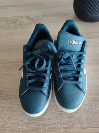 Zapatillas Adidas niño verde y blanco