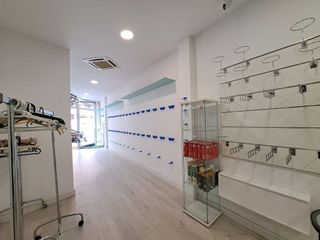 Local comercial en alquiler en Can Roca-Muntanyeta en Castelldefels