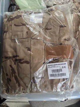 Uniforme de Campaña Árido Talla 2C