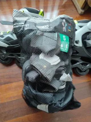 Patines Oxelo Talla 32-35 + Protecciones
