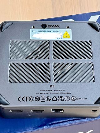 MiniPC BMAX B3 N5095 8Gb RAM 256Gb SSD W11 nuevo