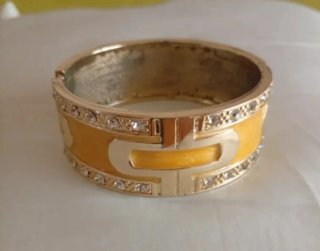 Bracciale rigido vintage smaltato con strass