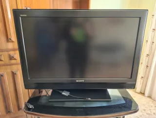 Muebles con ruedas con TV Sony Bravia