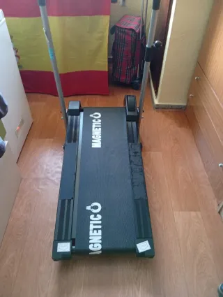 Cinta de correr magnética plegable