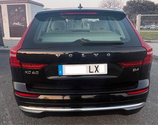 Volvo XC60 2022