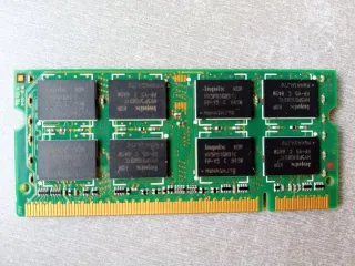 2 Memorias para Portátiles, Hynix, 2 GB, PC2-5300S
