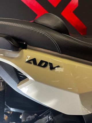 MITT ADV X-PRO 125 Beige/Negro