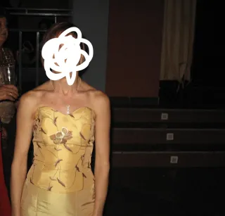 Vestido de fiesta SIMBOLO dorado talla 38