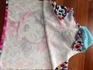 Toalla con capucha de Minnie Mouse
