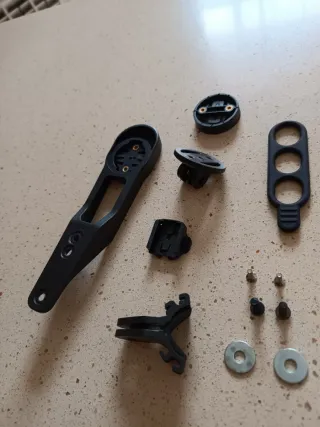 Soportes para luz y ciclocomputador de bici