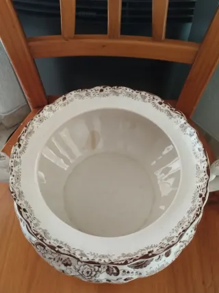 Antigua sopera La Cartuja