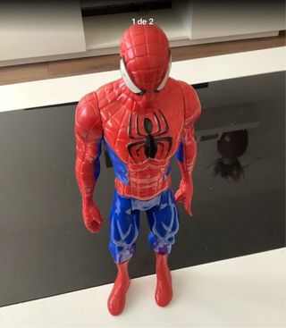 Muñeco Spiderman articulado 30 cm.