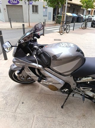 Honda CBR 600 F Plata 2005