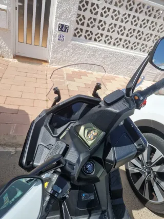 Moto 125cc Maxi Scooter Negra/Verde