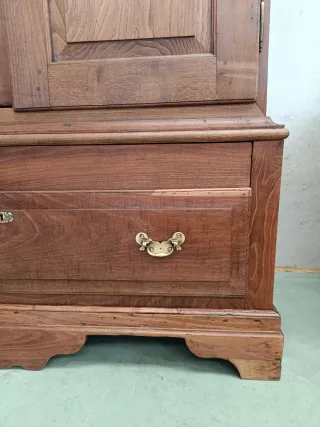 Armario ropero de madera S.XVIII