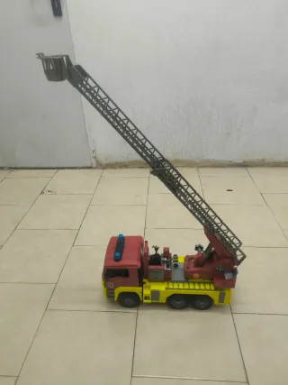 Camión de Bomberos Bruder