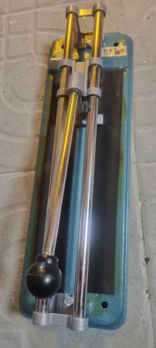 Cortadora de azulejos Mannesmann 300mm