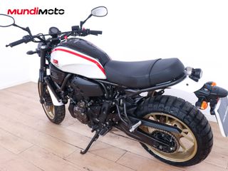 YAMAHA XSR 700