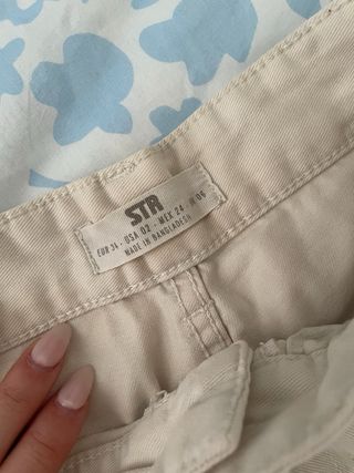 Pantalones cargo beige