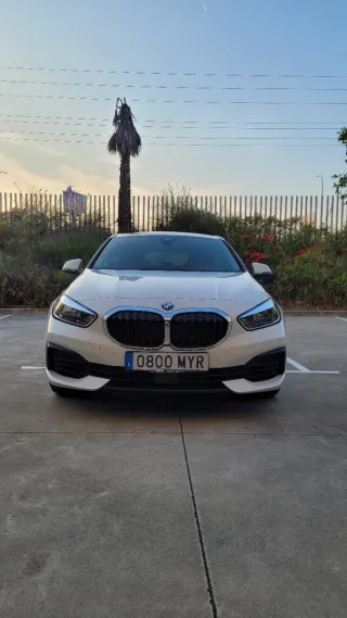 BMW Serie 1 118i – 2021 – 50.326 km – IMPECABLE