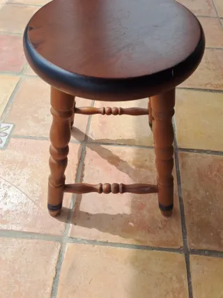 Taburete de pino
