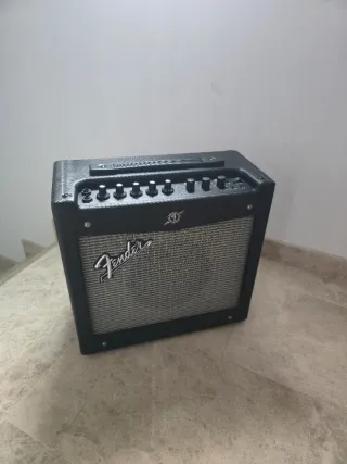 Amplificador Guitarra Fender Mustang I