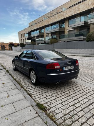 Audi A8 2003