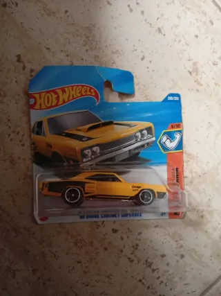 Hot Wheels Dodge Coronet Superbee Amarillo