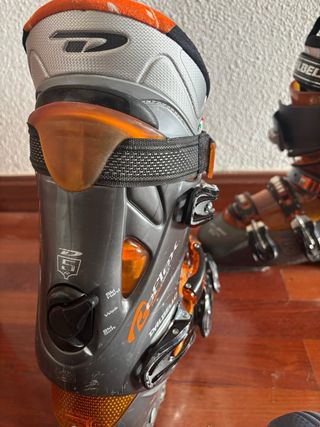 Equipo esquís y botas Rossignol y D’Albello
