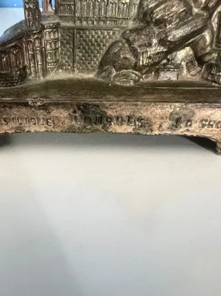 Statua Sacra Lourdes con carillon