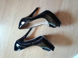 Zapatos Guess Tacón Negro Mujer