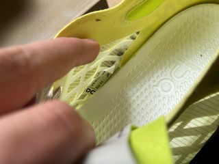 On Cloud BoomStrike Talla 44