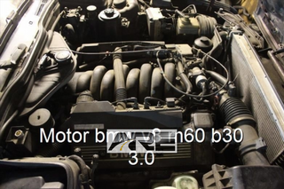 motor M60B30 BMW V8 3.0 gasolina 218cv eq