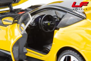 Polistil Ferrari 12 Cilindri Giallo Modena 1:18
